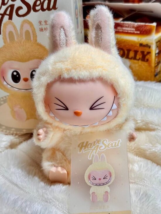 LABUBU Accessories - Labubu2.0 have a seat series Confirmed box SISI
